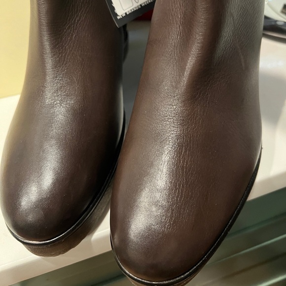 Rich brown wedged  leather boots MSRP $278- on sale for $143 on Cafenoir site - Picture 7 of 7